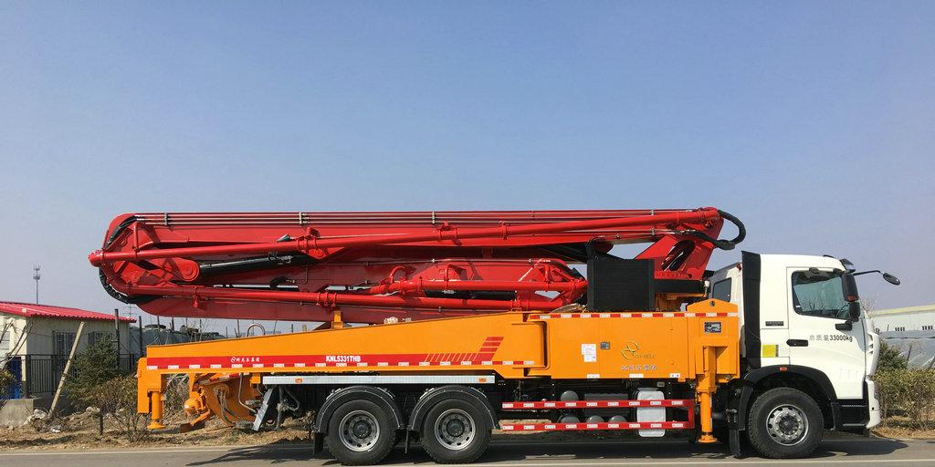 對小型小型混凝土泵車堵管現象的預判