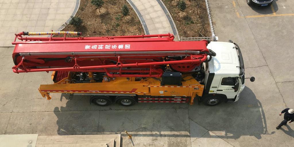 小型泵車施工時的注意事項(xiàng)